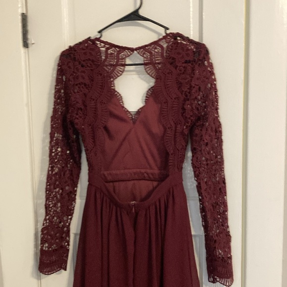 Lulu’s Lace Burgundy Dress - Picture 3 of 6